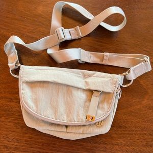 lululemon all night festival bag